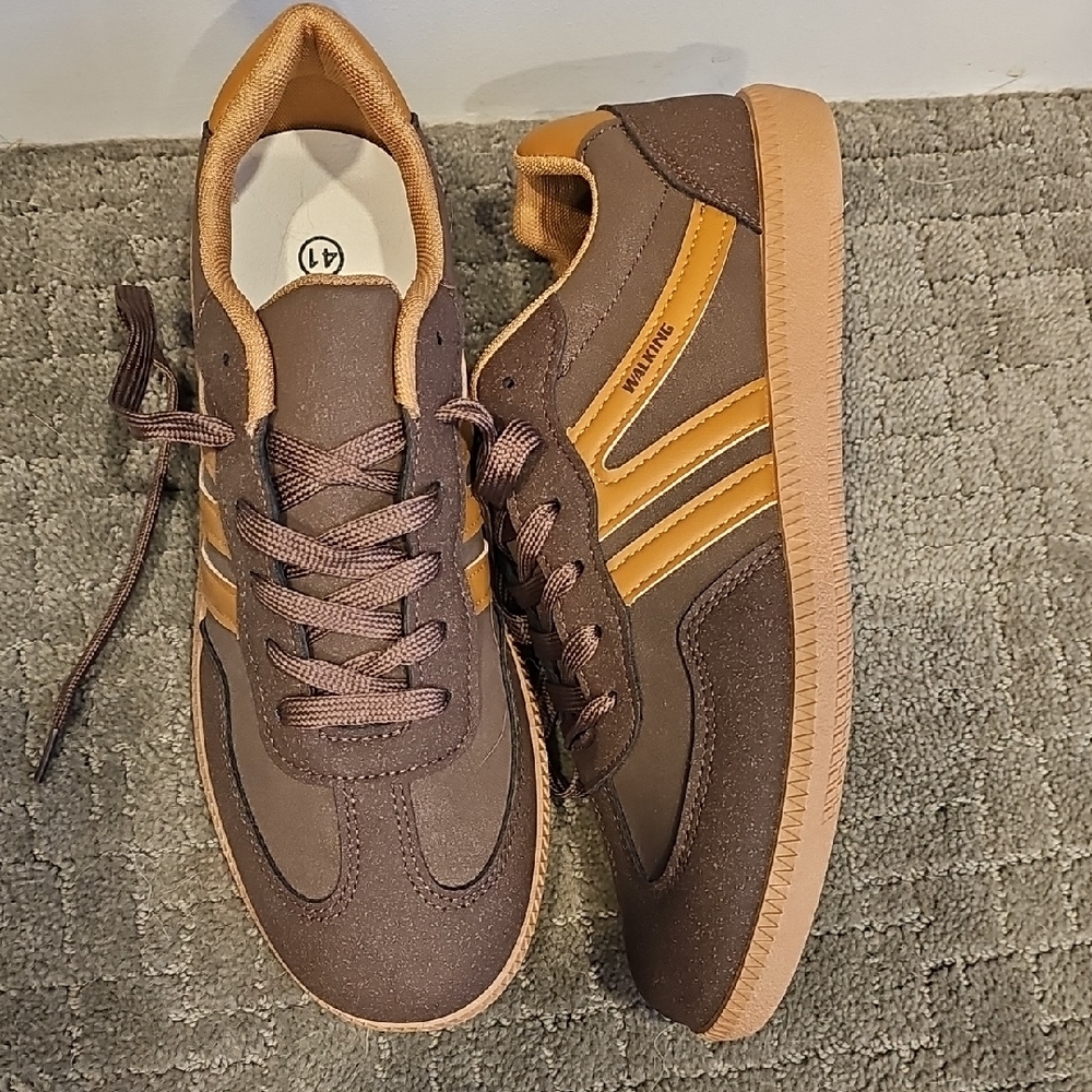 Chocolate & Caramel Sneakers Women's sz 10/41